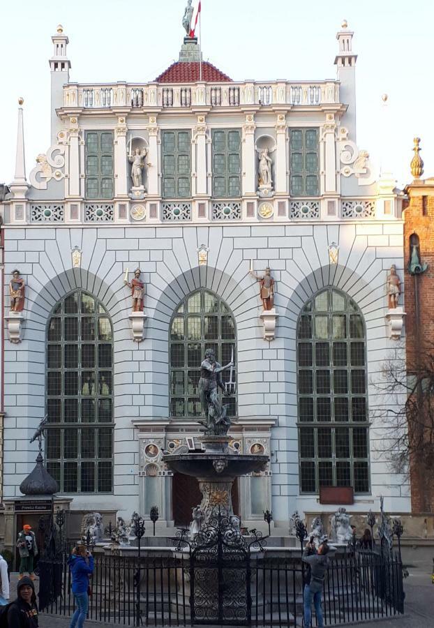 Kawalerka W Kamienicy Na Starowce Daire Gdansk Dış mekan fotoğraf